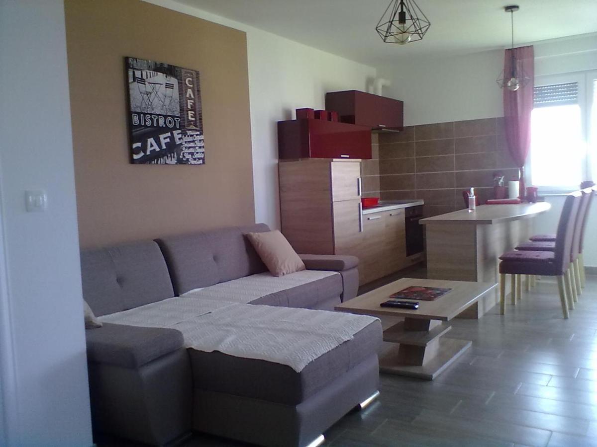 Apartman Mihalj Zadar-Rtina Miletici Bagian luar foto